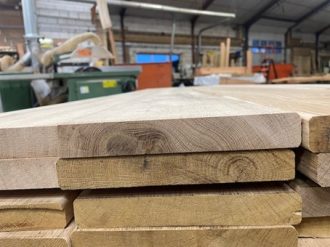 Eiken planken 27x135mm geschaafd, lengte 250cm OP=OP