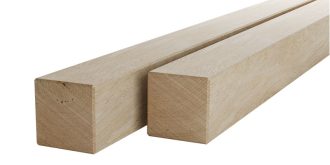 Eiken palen 135x135mm geschaafd, lengte 300cm