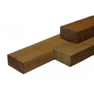 Liggers hardhout 50x150mm fijn bezaagd, lengte 450cm