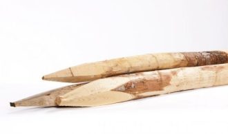 Ronde palen Ø 12/14cm (geschild) tamme kastanje hout, lengte 300cm