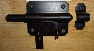 Hangslot grendel zwart
